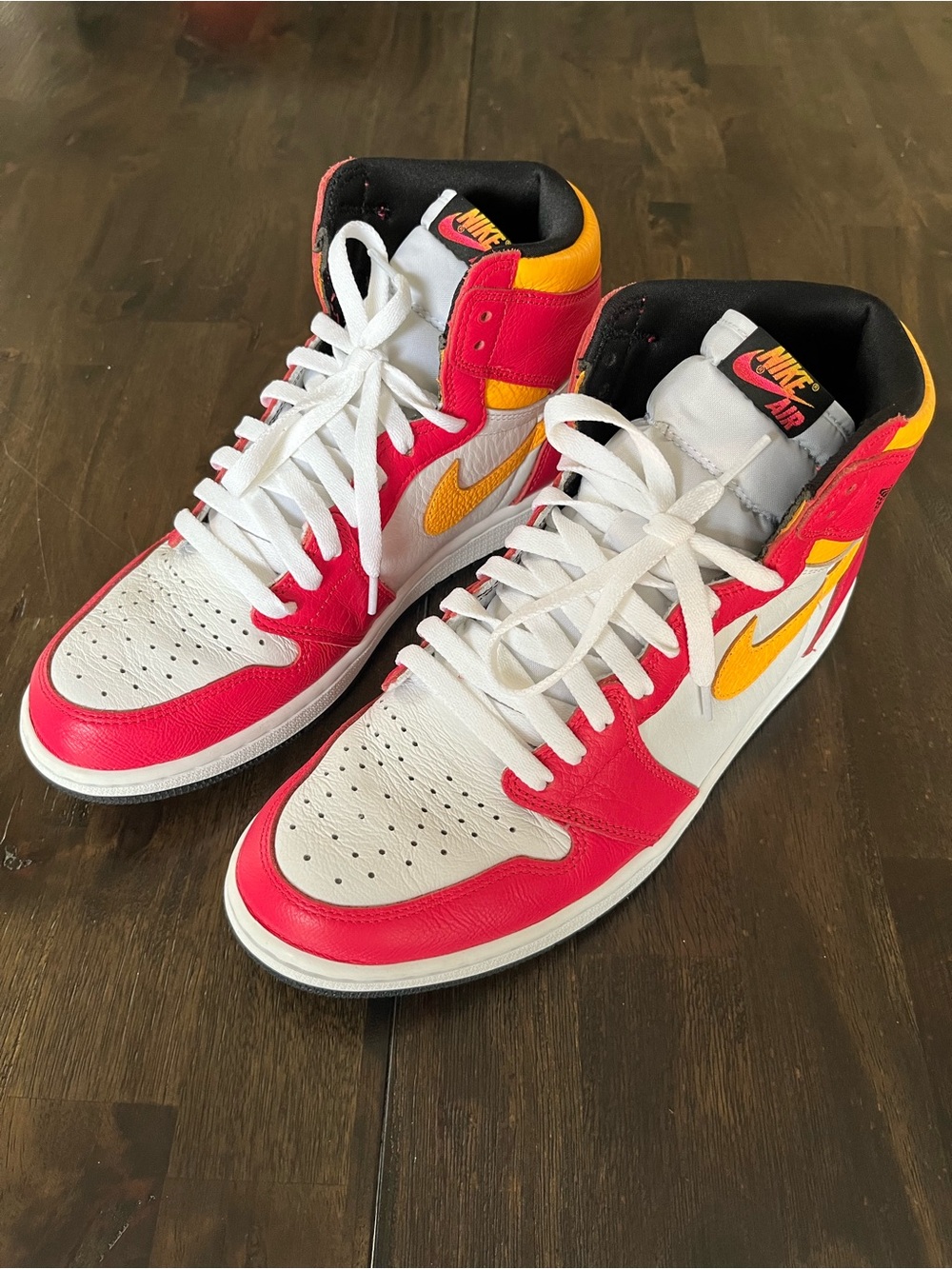 Jordan 1 High OG Fusion Red
